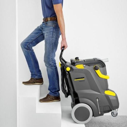картинка Пылесос моющий Karcher Puzzi 30/4 фото 2 картинка Пылесос моющий Karcher Puzzi 30/4 фото 2