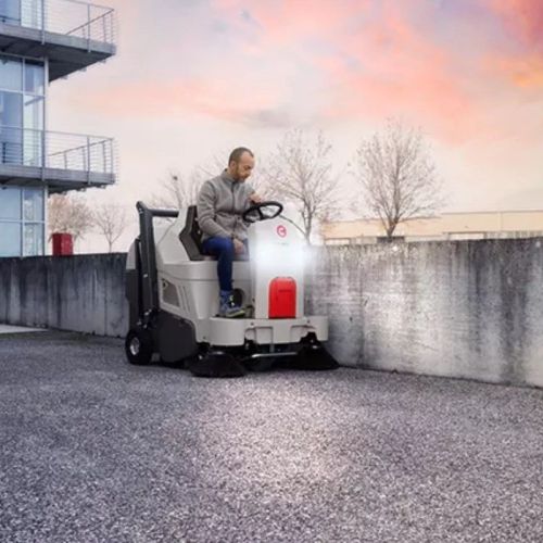 картинка Подметальная машина Comac CS 700 B фото 8 картинка Подметальная машина Comac CS 700 B фото 8