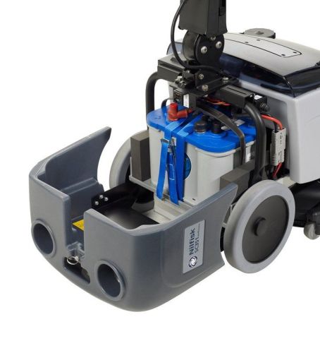 картинка Поломоечная машина Nilfisk SC351 фото 3 картинка Поломоечная машина Nilfisk SC351 фото 3