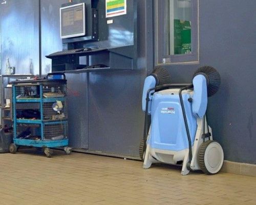 картинка Подметальная машина Kranzle Colly 800 фото 3 картинка Подметальная машина Kranzle Colly 800 фото 3