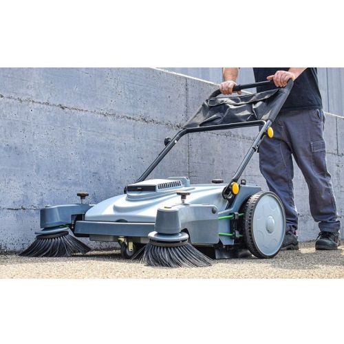 картинка Подметальная машина Comet CWS 950 M фото 2 картинка Подметальная машина Comet CWS 950 M фото 2